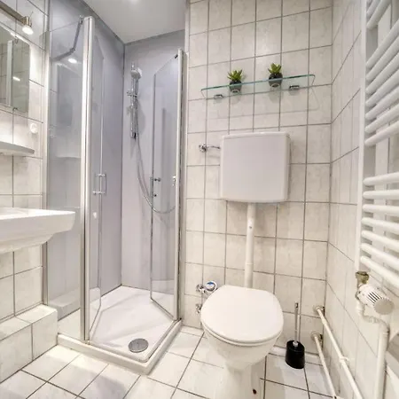 - Haus B, App 0b0906